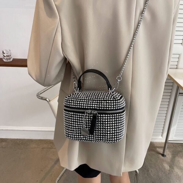 Bolso de hombro con cadena de diamantes