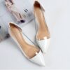 Zapatos de tacón alto y tira de aguja con punta estrecha